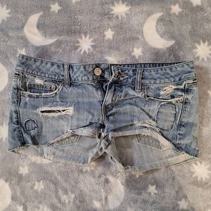 American Eagle Distressed Denim Shorts Size 6